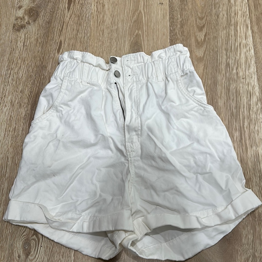 White high waisted shorts